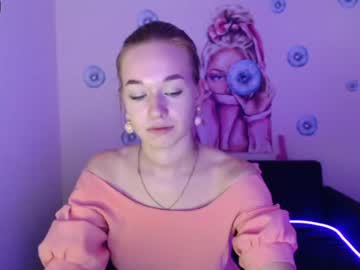 Cam for little_bee454
