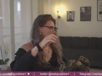 cam girl porn leahsunshine image #4049632