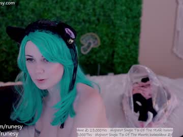 cam girl porn runesy image #4252542