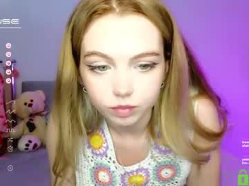 cam girl porn small_blondee image #4698360