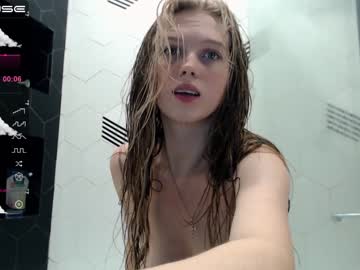 cam girl porn small_blondee image #2600597
