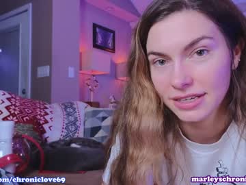 cam girl porn chroniclove image #5829847