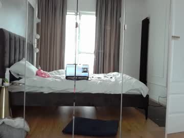 cam girl porn innocentxdoll19 image #4898091
