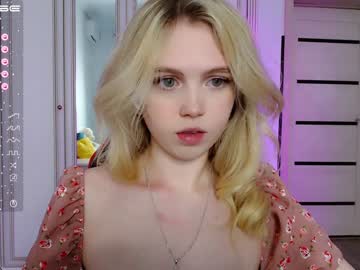 cam girl porn small_blondee image #3820499