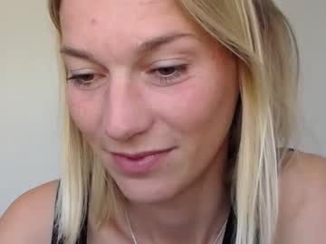 cam couple porn joannadea image #3058607