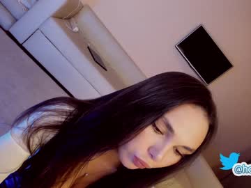 cam girl porn hollyextra image #3283102
