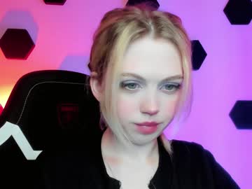 cam girl porn small_blondee image #3980776