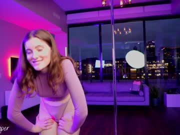 cam girl porn junejuniper image #5038603