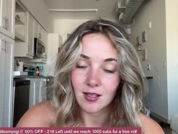 cam girl porn bloomyogi image #2787905