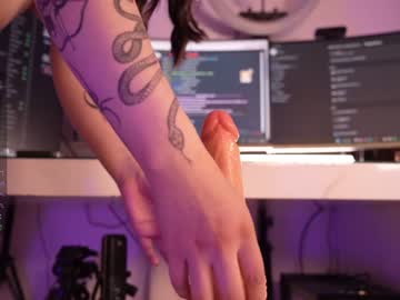cam girl porn lau__1 image #6046219