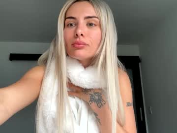 cam girl porn shiasnow image #7053836