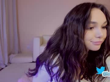 cam girl porn hollyextra image #3096475
