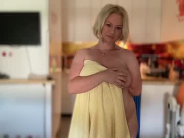 cam girl porn kiradivine image #5105775
