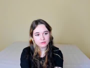 cam girl porn junehamilton image #2115381