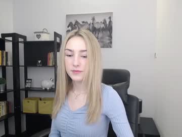 cam girl porn little_e_mily image #1265786