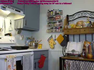 cam girl porn 19honeysuckle image #1346972