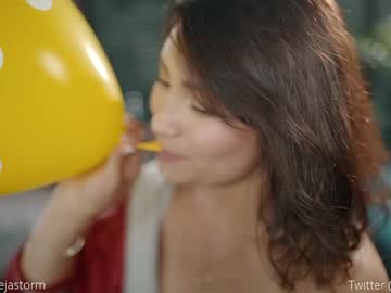 cam girl porn alejastorm image #5238791