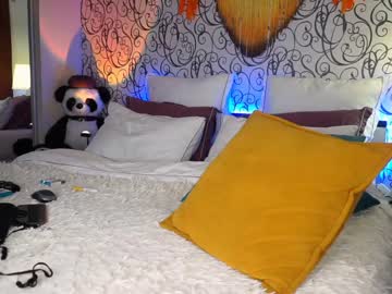 cam tranny porn foxyirene image #2759135