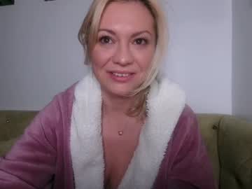 cam girl porn kiradivine image #3349154