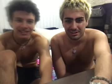 cam man porn tworoommates image #4259525