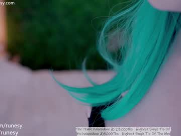 cam girl porn runesy image #4252372