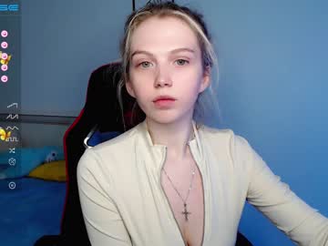 cam girl porn small_blondee image #3803372