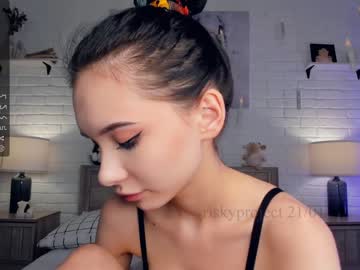 cam girl porn riskyproject image #6196579