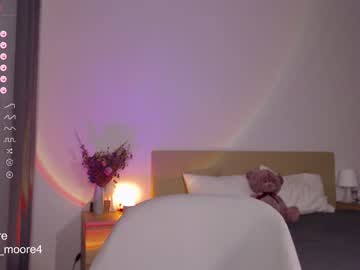 cam girl porn lumoore image #5266636