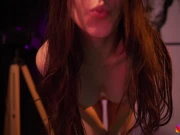 cam girl porn lucie_beltran image #4710706