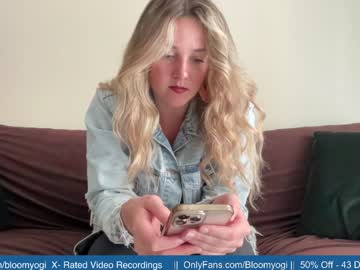 cam girl porn bloomyogi image #4220706