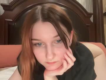 cam girl porn tinytittytia image #6663110