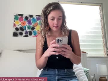 cam girl porn bloomyogi image #1438676