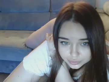 cam girl porn innocentxdoll19 image #462564