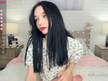 cam girl porn riskyproject image #5009493