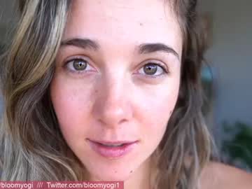cam girl porn bloomyogi image #1316410