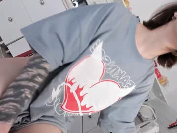 cam tranny porn dinapoison image #3263408
