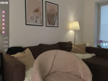 cam girl porn intrigueeme image #1624779