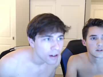 cam man porn roomiebros image #889744