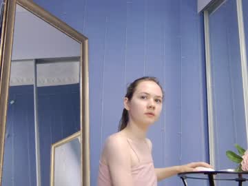 cam girl porn kriskras__ image #4748416