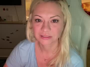 cam girl porn kiradivine image #4127873