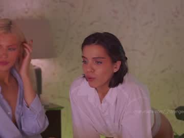 cam girl porn _2strangers image #2288509