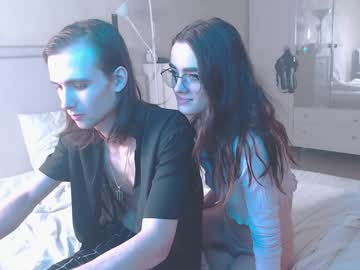 cam couple porn dealerslat image #1696299