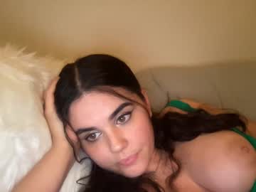 cam girl porn gia_is_horny image #5011216