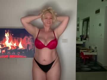 cam girl porn kiradivine image #4263813