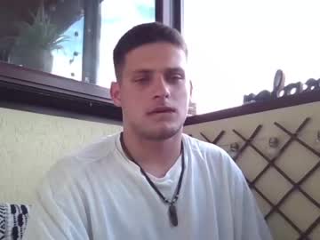 cam man porn roberto_twink1 image #4691400