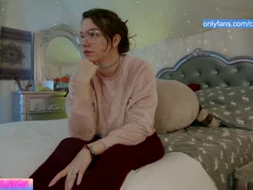 cam girl porn chroniclove image #472225
