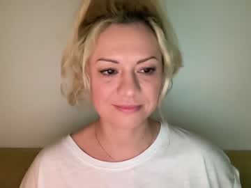cam girl porn kiradivine image #3906988