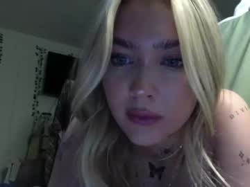 cam girl porn tattedblondiezoe image #6317375