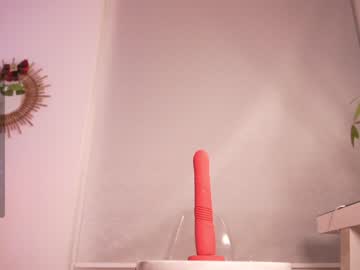 cam girl porn lau__1 image #5938605