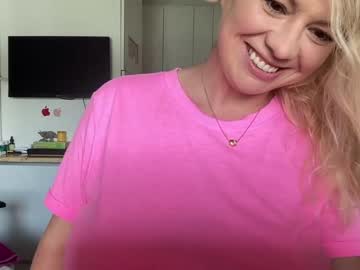 cam girl porn kiradivine image #4590497